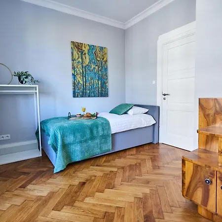 Art Deco Dla 6 Osob Chorzow/katowice 6a Apartment *