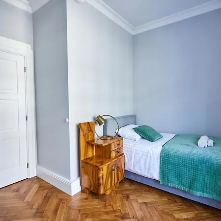 Appartamento Art Deco Dla 6 Osob Chorzow/katowice 6a Chorzów