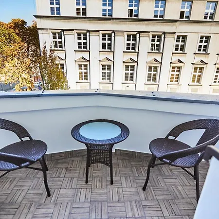 Appartamento Art Deco Dla 6 Osob Chorzow/katowice 6a Chorzów