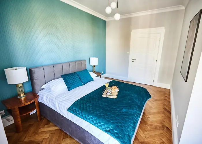 Art Deco Dla 6 Osob Chorzow/katowice 6a דירה שורזוב