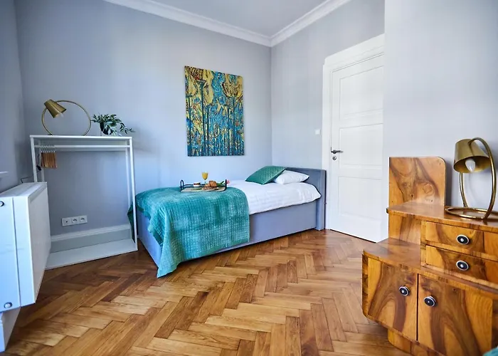 Art Deco Dla 6 Osob Chorzow/katowice 6a דירה *