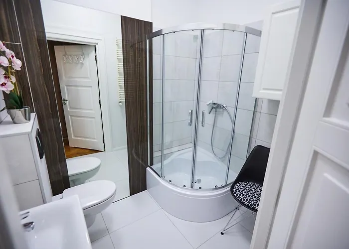 Art Deco Dla 6 Osob Chorzow/katowice 6a דירה *